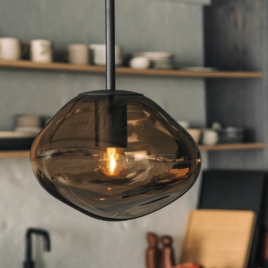 HADELAND GLASSVERK Taklamper|Crystal Stone-CRYSTAL STONE PENDELLAMPE KAKAO