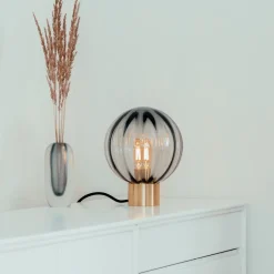 HADELAND GLASSVERK AS Bordlamper|Bordlamper-KRYSTALLKULE BORDLAMPE OPTIKK RØKGRÅ M. MESSING SOKKEL Røkgrå
