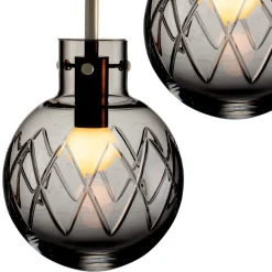 HADELAND GLASSVERK Taklamper|Krystallkuler-KRYSTALLKULE TAKLAMPE KRYSS RØKGRÅ 160MM Røkgrå