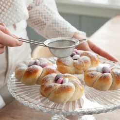 HADELAND GLASSVERK AS Fat Og Serveringsfat-TURBIN KAKEFAT PÅ FOT 32 CM Klar